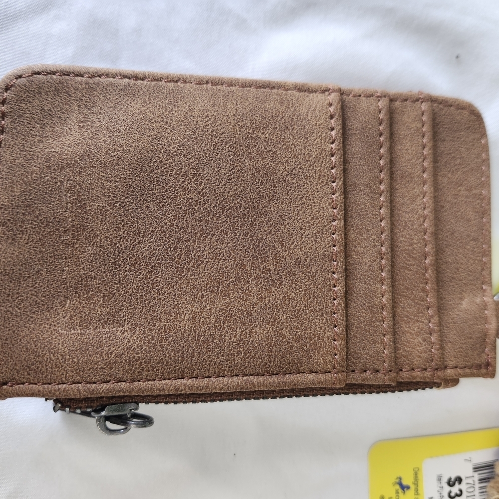 Wrangler Brown Card Holder with Multicolor Aztec Pouch - Picture 4 of 8